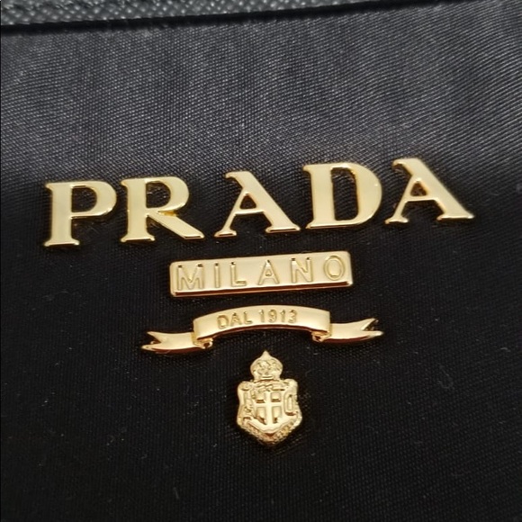 Prada purse - Picture 4 of 6